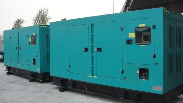 东兴康明斯400kw大型柴油二手发电机组