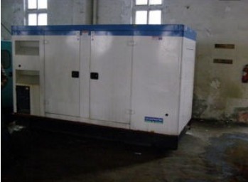 东兴康明斯150kw大型柴油二手发电机组
